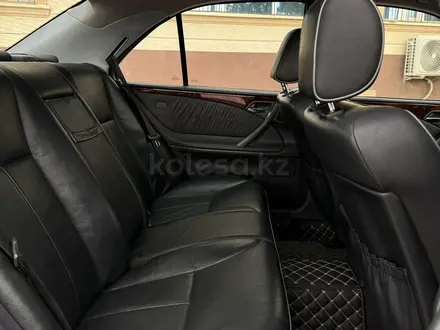 Mercedes-Benz E 430 2000 года за 6 800 000 тг. в Алматы – фото 7