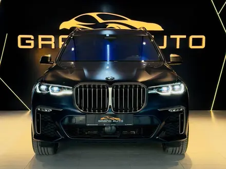 BMW X7 2022 года за 53 000 000 тг. в Шымкент – фото 2