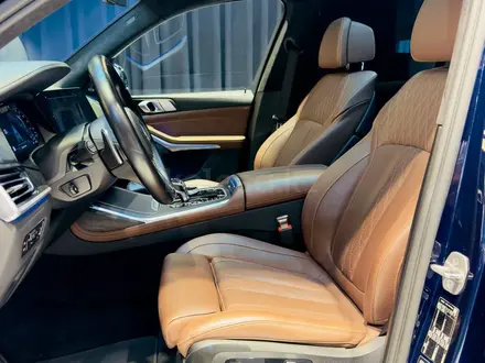 BMW X7 2022 года за 53 000 000 тг. в Шымкент – фото 9