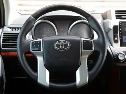 Toyota Land Cruiser Prado 2014 года за 16 490 000 тг. в Алматы – фото 13