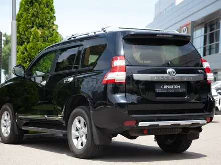 Toyota Land Cruiser Prado 2014 года за 16 490 000 тг. в Алматы – фото 4