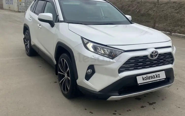 Toyota RAV4 2019 годаүшін12 000 000 тг. в Атырау