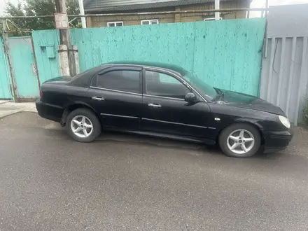 Hyundai Sonata 2003 года за 1 000 000 тг. в Алматы – фото 2