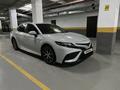 Toyota Camry 2022 года за 15 600 000 тг. в Актау – фото 10