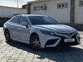 Toyota Camry 2022 года за 15 600 000 тг. в Актау