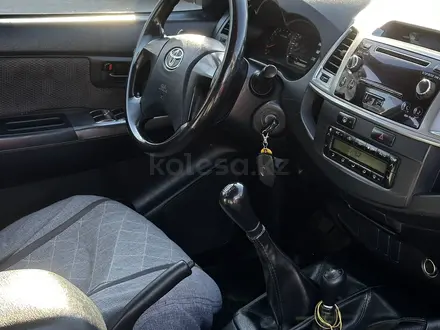 Toyota Hilux 2013 года за 11 390 000 тг. в Тараз – фото 18