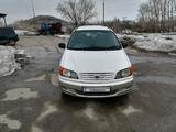 Toyota Ipsum 1998 годаүшін4 100 000 тг. в Риддер – фото 3