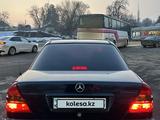 Mercedes-Benz C 200 1997 года за 1 950 000 тг. в Алматы – фото 4