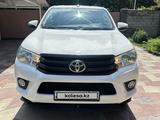 Toyota Hilux 2018 годаүшін13 500 000 тг. в Алматы – фото 2