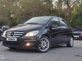 Mercedes-Benz B 180 2010 годаfor4 700 000 тг. в Атырау – фото 2