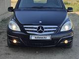 Mercedes-Benz B 180 2010 годаfor4 700 000 тг. в Атырау – фото 5