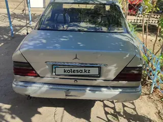 Mercedes-Benz E 280