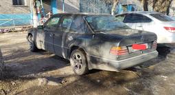 Mercedes-Benz E 200 1992 годаүшін1 300 000 тг. в Семей – фото 5