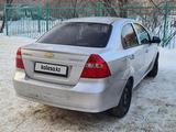 Chevrolet Aveo 2013 года за 3 600 000 тг. в Актобе – фото 3