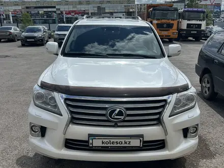 Lexus LX 570 2014 года за 28 000 000 тг. в Караганда