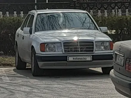 Mercedes-Benz E 220 1989 года за 1 900 000 тг. в Кызылорда – фото 6