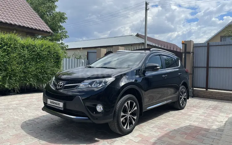 Toyota RAV4 2015 года за 14 000 000 тг. в Актобе