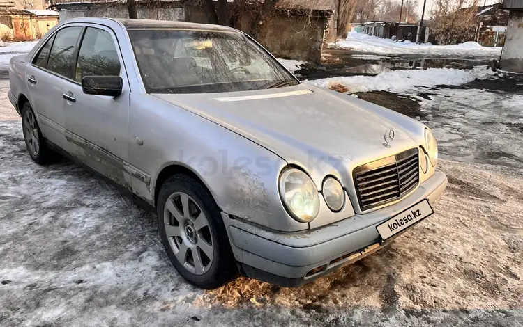 Mercedes-Benz E 320 1997 года за 3 000 000 тг. в Алматы