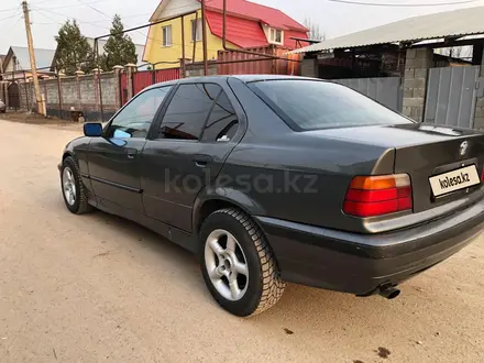 BMW 325 1992 года за 1 650 000 тг. в Алматы – фото 4
