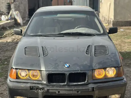 BMW 325 1992 года за 1 650 000 тг. в Алматы – фото 2