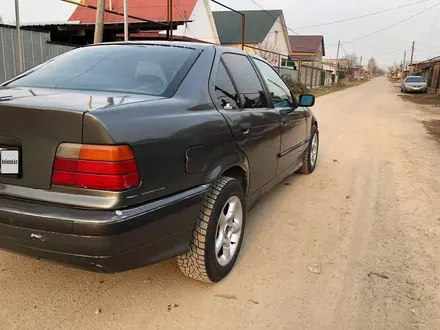 BMW 325 1992 года за 1 650 000 тг. в Алматы – фото 5