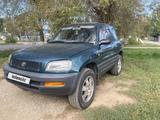 Toyota RAV4 1995 годаүшін3 300 000 тг. в Актобе – фото 2