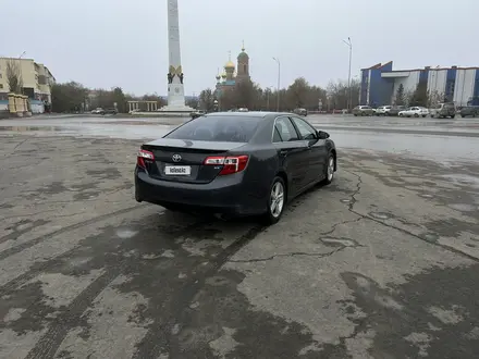 Toyota Camry 2012 года за 5 700 000 тг. в Актобе – фото 6