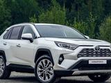 Toyota RAV4 2021 годаүшін18 000 000 тг. в Уральск