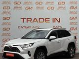 Toyota RAV4 2021 года за 18 000 000 тг. в Алматы