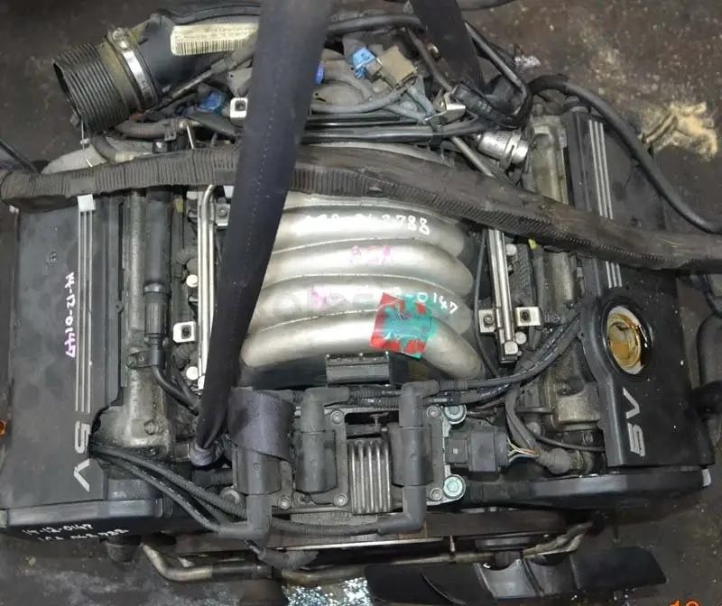 4. Мотор aga. Ауди 2. Двс ауди а6 с5. 4 aga.