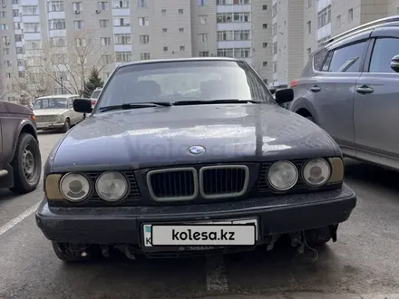 BMW 525 1995 года за 1 700 000 тг. в Астана – фото 2