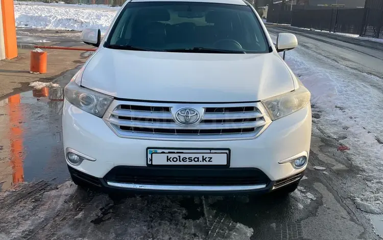 Toyota Highlander 2013 годаүшін11 700 000 тг. в Алматы