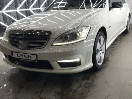 Mercedes-Benz S 600 2006 года за 7 500 000 тг. в Шымкент – фото 3