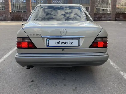 Mercedes-Benz E 280 1993 годаүшін5 400 000 тг. в Алматы – фото 4