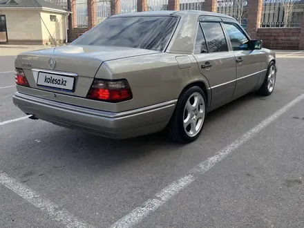 Mercedes-Benz E 280 1993 годаүшін5 400 000 тг. в Алматы – фото 5