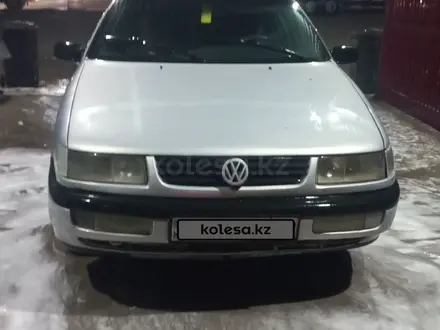 Volkswagen Passat 1993 года за 850 000 тг. в Караганда