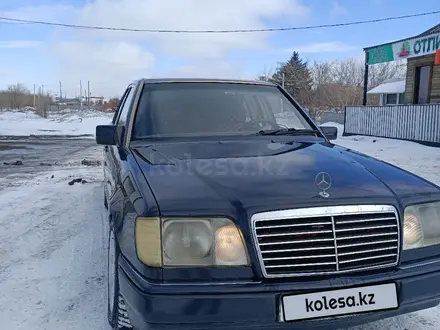 Mercedes-Benz E 200 1994 года за 2 200 000 тг. в Караганда