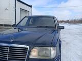 Mercedes-Benz E 200 1994 года за 2 200 000 тг. в Караганда – фото 2