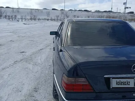 Mercedes-Benz E 200 1994 года за 2 200 000 тг. в Караганда – фото 5