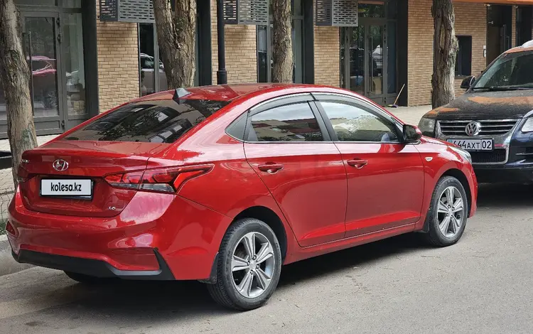 Hyundai Accent 2018 года за 7 000 000 тг. в Алматы