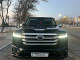 Toyota Land Cruiser 2022 года за 47 000 000 тг. в Астана – фото 3