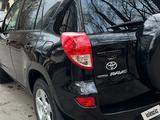 Toyota RAV4 2006 года за 5 900 000 тг. в Тараз – фото 2