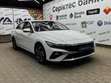 Hyundai Elantra 2023 года за 8 800 000 тг. в Шымкент – фото 4