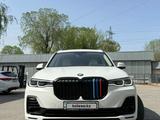 BMW X7 2022 года за 58 000 000 тг. в Алматы