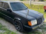 Mercedes-Benz E 320 1993 года за 1 700 000 тг. в Шымкент