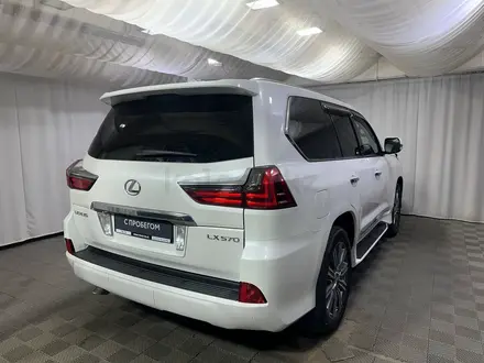 Lexus LX 570 Luxury 2017 года за 38 800 000 тг. в Алматы – фото 18