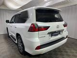 Lexus LX 570 Luxury 2017 годаүшін38 800 000 тг. в Алматы – фото 2