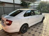 Skoda Rapid 2015 года за 4 500 000 тг. в Тараз – фото 3