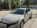 Hyundai Elantra 2023 года за 9 700 000 тг. в Алматы – фото 2