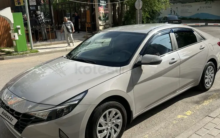 Hyundai Elantra 2023 года за 9 700 000 тг. в Алматы